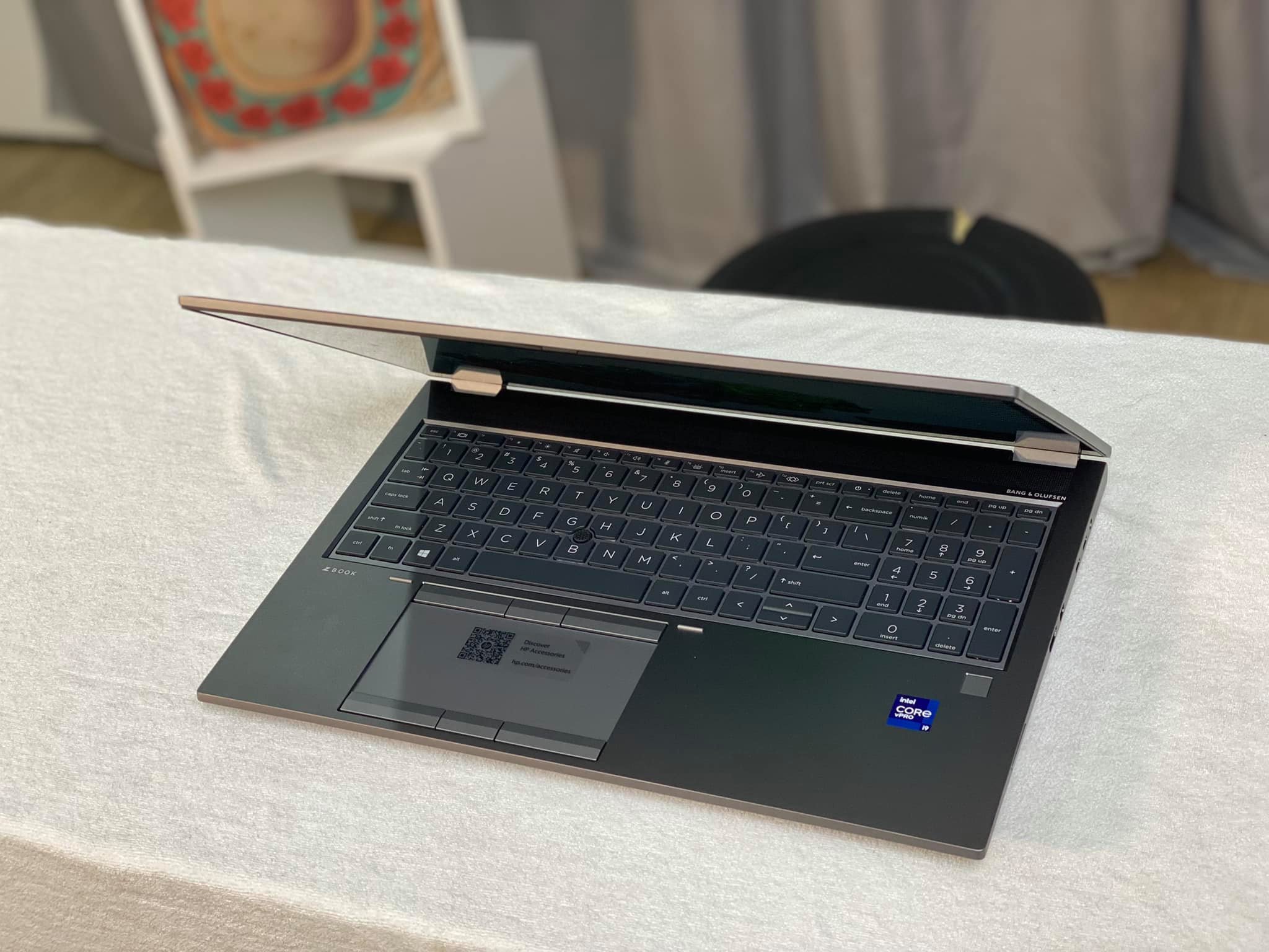 Laptop HP Zbook Fury 15G8 -2.jpeg